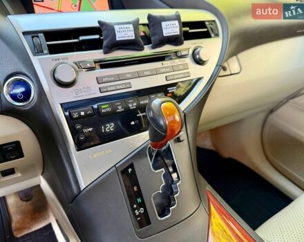 Лексус РХ, об'ємом двигуна 3.46 л та пробігом 188 тис. км за 15800 $, фото 33 на Automoto.ua