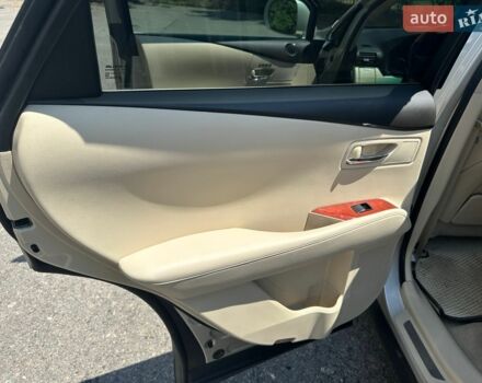 Лексус РХ, об'ємом двигуна 3.5 л та пробігом 290 тис. км за 14500 $, фото 10 на Automoto.ua