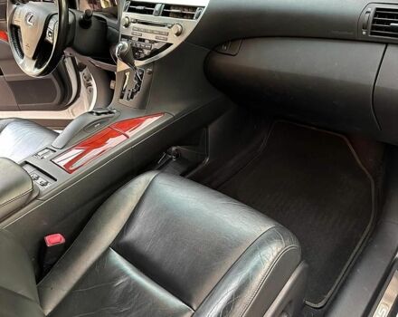 Лексус РХ, объемом двигателя 3.46 л и пробегом 137 тыс. км за 18000 $, фото 8 на Automoto.ua