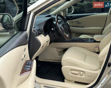 Лексус РХ, об'ємом двигуна 3.46 л та пробігом 126 тис. км за 21900 $, фото 22 на Automoto.ua