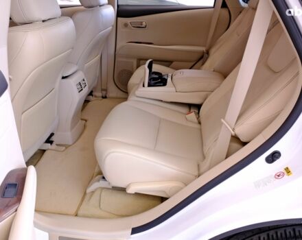 Лексус РХ, объемом двигателя 3.5 л и пробегом 135 тыс. км за 21900 $, фото 7 на Automoto.ua