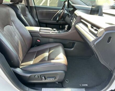 Лексус РХ, объемом двигателя 2 л и пробегом 69 тыс. км за 33500 $, фото 8 на Automoto.ua