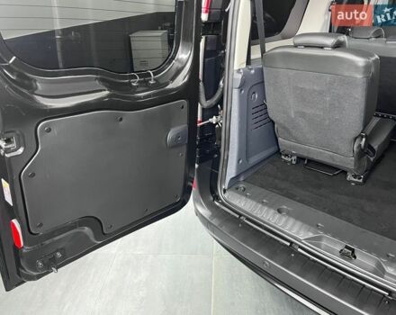 Лексус РХ, объемом двигателя 2 л и пробегом 149 тыс. км за 25900 $, фото 10 на Automoto.ua