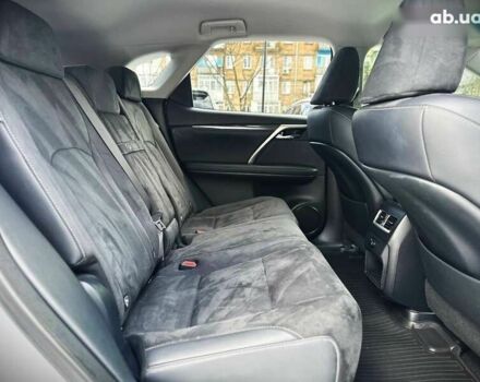Лексус РХ, объемом двигателя 2 л и пробегом 112 тыс. км за 33500 $, фото 27 на Automoto.ua