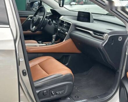 Лексус РХ, объемом двигателя 2 л и пробегом 110 тыс. км за 36990 $, фото 28 на Automoto.ua