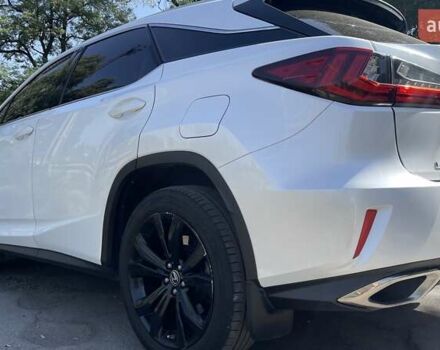 Лексус РХ, объемом двигателя 2 л и пробегом 96 тыс. км за 36000 $, фото 9 на Automoto.ua