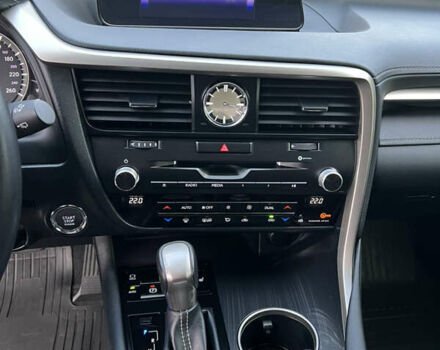 Лексус РХ, объемом двигателя 2 л и пробегом 105 тыс. км за 31000 $, фото 12 на Automoto.ua