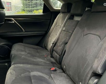 Лексус РХ, объемом двигателя 2 л и пробегом 159 тыс. км за 34700 $, фото 17 на Automoto.ua