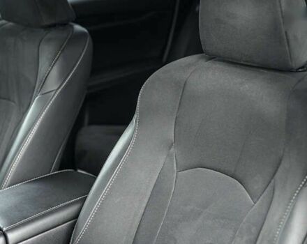 Лексус РХ, объемом двигателя 2 л и пробегом 182 тыс. км за 30149 $, фото 15 на Automoto.ua