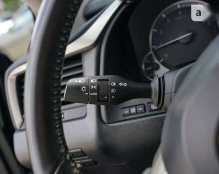 Лексус РХ, объемом двигателя 2 л и пробегом 88 тыс. км за 33586 $, фото 20 на Automoto.ua