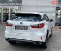 Лексус РХ, объемом двигателя 2 л и пробегом 135 тыс. км за 33000 $, фото 11 на Automoto.ua