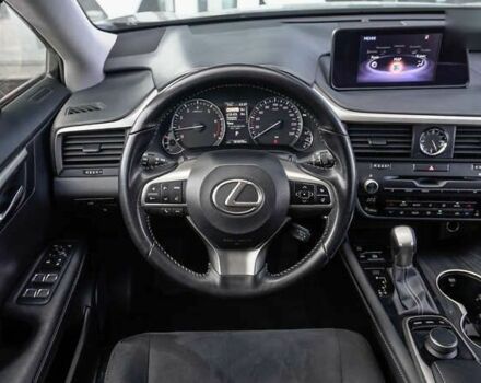 Лексус РХ, объемом двигателя 2 л и пробегом 182 тыс. км за 30149 $, фото 8 на Automoto.ua