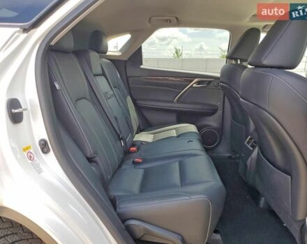 Лексус РХ, объемом двигателя 3.46 л и пробегом 72 тыс. км за 11900 $, фото 10 на Automoto.ua