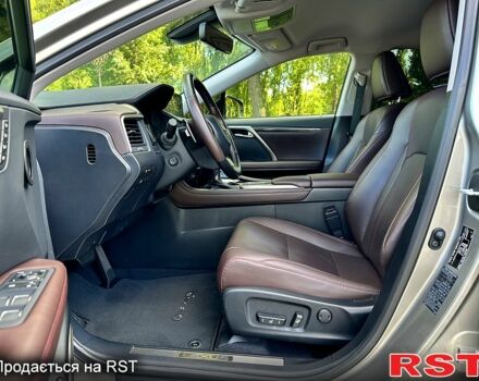 Лексус РХ, об'ємом двигуна 3.5 л та пробігом 61 тис. км за 49999 $, фото 3 на Automoto.ua