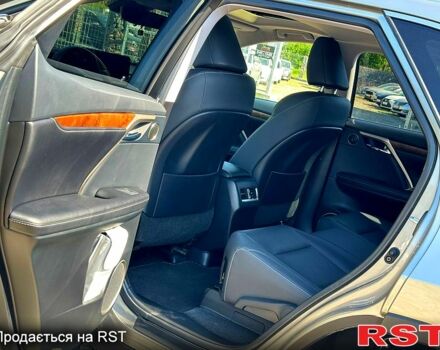 Лексус РХ, объемом двигателя 35 л и пробегом 17 тыс. км за 48500 $, фото 7 на Automoto.ua