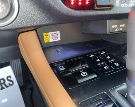 Лексус РХ, объемом двигателя 2 л и пробегом 4 тыс. км за 55900 $, фото 25 на Automoto.ua