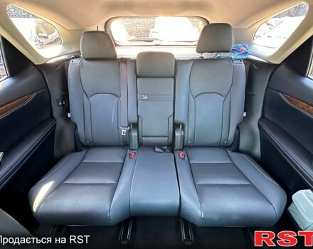 Лексус РХ, объемом двигателя 35 л и пробегом 17 тыс. км за 48500 $, фото 13 на Automoto.ua