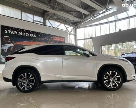 Лексус РХ, объемом двигателя 2 л и пробегом 4 тыс. км за 55900 $, фото 4 на Automoto.ua