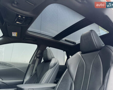 Лексус РХ, объемом двигателя 2.4 л и пробегом 24 тыс. км за 87400 $, фото 12 на Automoto.ua