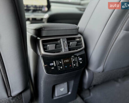 Лексус РХ, объемом двигателя 2.4 л и пробегом 24 тыс. км за 86500 $, фото 28 на Automoto.ua