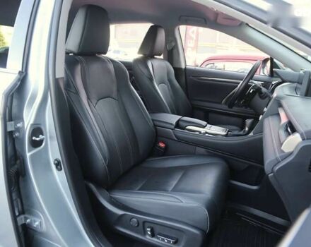 Лексус РХ, объемом двигателя 2 л и пробегом 21 тыс. км за 55000 $, фото 9 на Automoto.ua