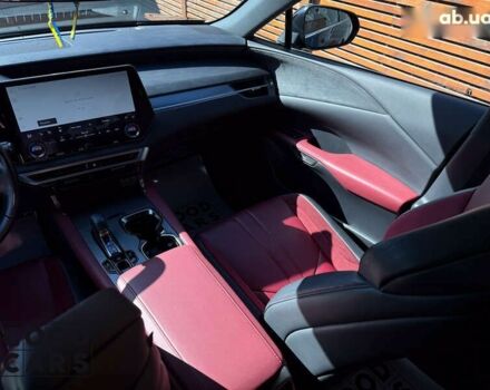 Лексус РХ, объемом двигателя 2.4 л и пробегом 49 тыс. км за 69000 $, фото 26 на Automoto.ua