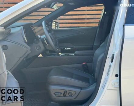 Лексус РХ, объемом двигателя 0 л и пробегом 23 тыс. км за 72000 $, фото 19 на Automoto.ua