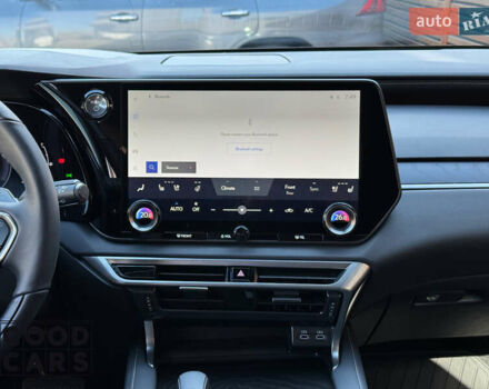 Лексус РХ, объемом двигателя 2.5 л и пробегом 23 тыс. км за 72000 $, фото 28 на Automoto.ua