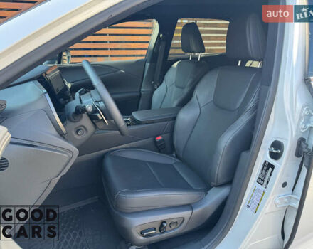 Лексус РХ, объемом двигателя 2.5 л и пробегом 23 тыс. км за 72000 $, фото 20 на Automoto.ua