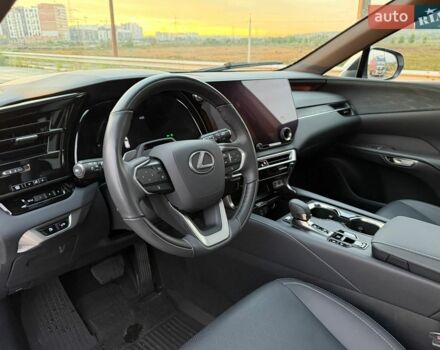 Лексус РХ, объемом двигателя 2.5 л и пробегом 18 тыс. км за 65000 $, фото 32 на Automoto.ua