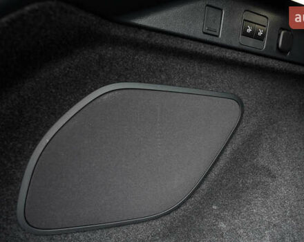 Лексус РХ, объемом двигателя 2.4 л и пробегом 31 тыс. км за 75616 $, фото 11 на Automoto.ua