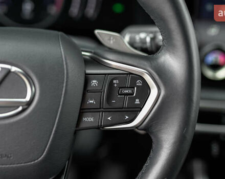 Лексус РХ, объемом двигателя 2.4 л и пробегом 31 тыс. км за 75616 $, фото 21 на Automoto.ua
