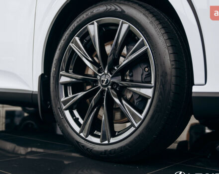 Лексус РХ, объемом двигателя 2.4 л и пробегом 0 тыс. км за 84127 $, фото 5 на Automoto.ua