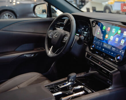 Лексус РХ, объемом двигателя 2.5 л и пробегом 0 тыс. км за 87392 $, фото 3 на Automoto.ua