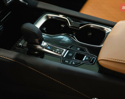 Лексус РХ, объемом двигателя 2.5 л и пробегом 0 тыс. км за 86843 $, фото 8 на Automoto.ua