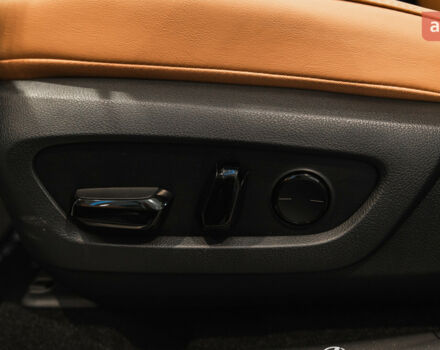 Лексус РХ, объемом двигателя 2.5 л и пробегом 0 тыс. км за 86843 $, фото 13 на Automoto.ua