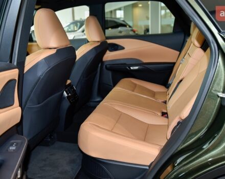 Лексус РХ, об'ємом двигуна 2.5 л та пробігом 0 тис. км за 87939 $, фото 15 на Automoto.ua