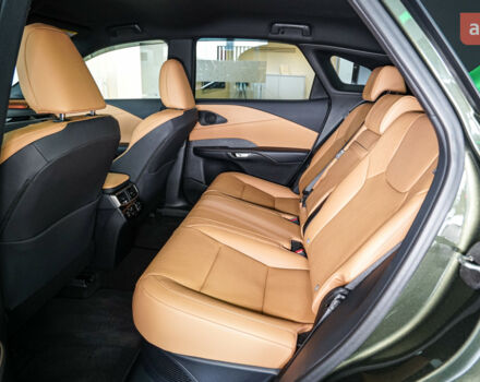 Лексус РХ, объемом двигателя 2.5 л и пробегом 0 тыс. км за 84889 $, фото 15 на Automoto.ua