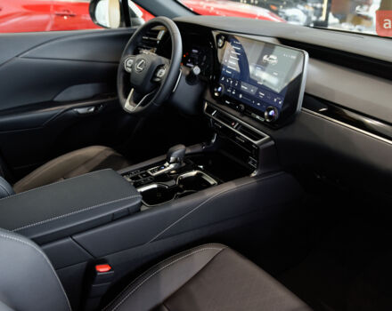 Лексус РХ, объемом двигателя 2.4 л и пробегом 0 тыс. км за 79079 $, фото 2 на Automoto.ua