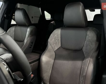 Лексус РХ, об'ємом двигуна 2.5 л та пробігом 0 тис. км за 84015 $, фото 12 на Automoto.ua