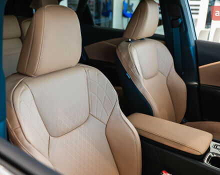 Лексус РХ, объемом двигателя 2.5 л и пробегом 0 тыс. км за 88916 $, фото 18 на Automoto.ua