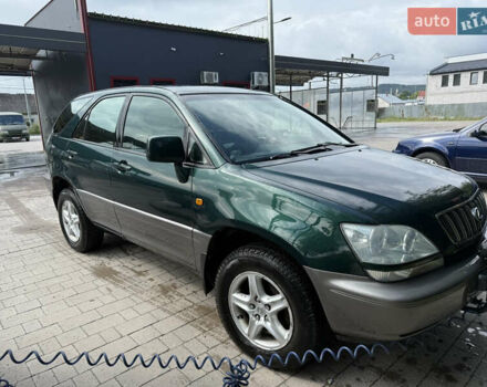 Лексус РХ, объемом двигателя 3 л и пробегом 372 тыс. км за 4600 $, фото 1 на Automoto.ua
