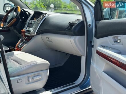 Лексус РХ, объемом двигателя 3.3 л и пробегом 225 тыс. км за 9200 $, фото 1 на Automoto.ua