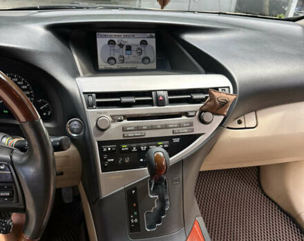 Желтый Лексус РХ, объемом двигателя 3.46 л и пробегом 290 тыс. км за 16399 $, фото 17 на Automoto.ua