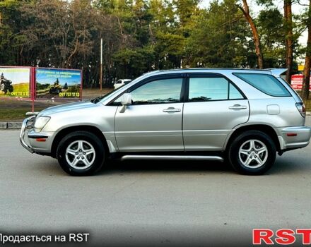 Серый Лексус РХ, объемом двигателя 3 л и пробегом 280 тыс. км за 6800 $, фото 1 на Automoto.ua