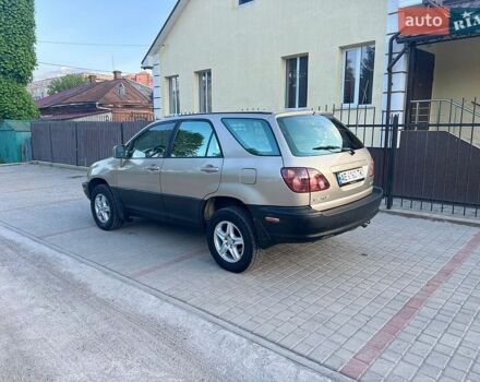 Серый Лексус РХ, объемом двигателя 3 л и пробегом 275 тыс. км за 4900 $, фото 3 на Automoto.ua