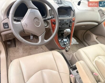 Сірий Лексус РХ, об'ємом двигуна 3 л та пробігом 294 тис. км за 3200 $, фото 5 на Automoto.ua