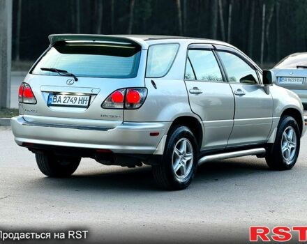 Лексус РХ 2000 в Кропивницком (Кировограде) на Automoto.ua Серый Лексус РХ, объемом двигателя 3 л и пробегом 280 тыс. км за 6800 $, фото 4 на Automoto.ua