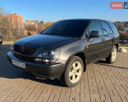 Серый Лексус РХ, объемом двигателя 3 л и пробегом 375 тыс. км за 7000 $, фото 2 на Automoto.ua