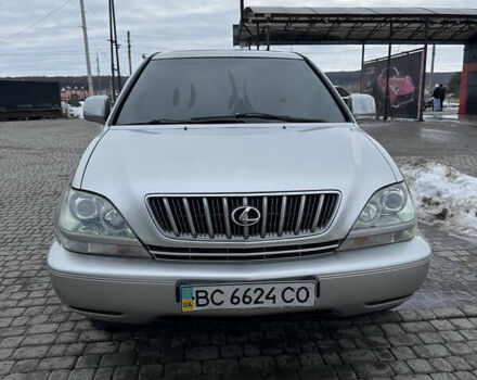 Серый Лексус РХ, объемом двигателя 3 л и пробегом 400 тыс. км за 4500 $, фото 2 на Automoto.ua